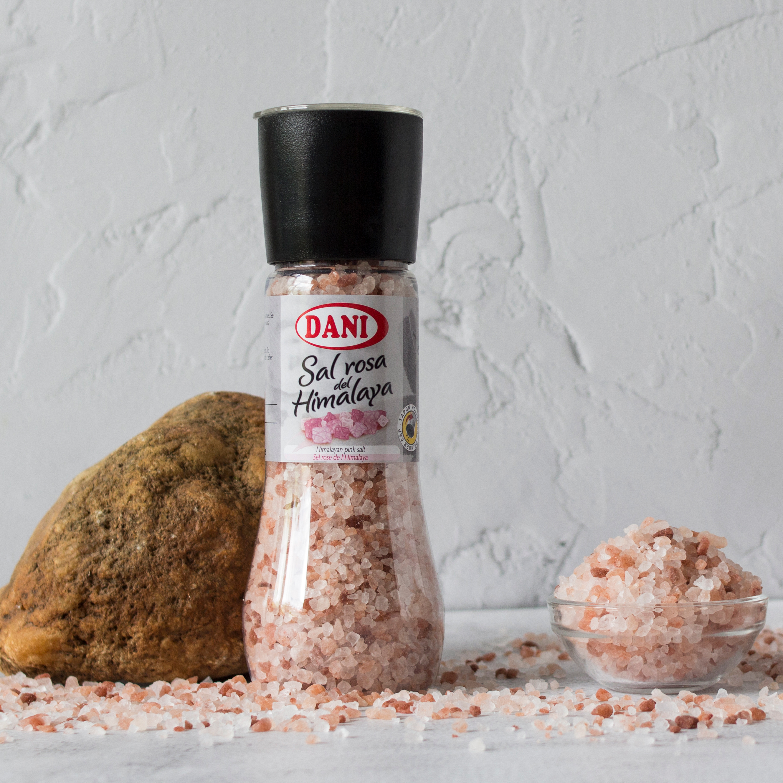 Himalayan pink salt rocks with grinder 600g