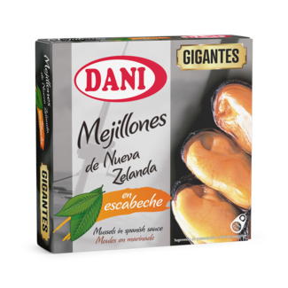 Vista frontal Mejillones en escabeche gigantes